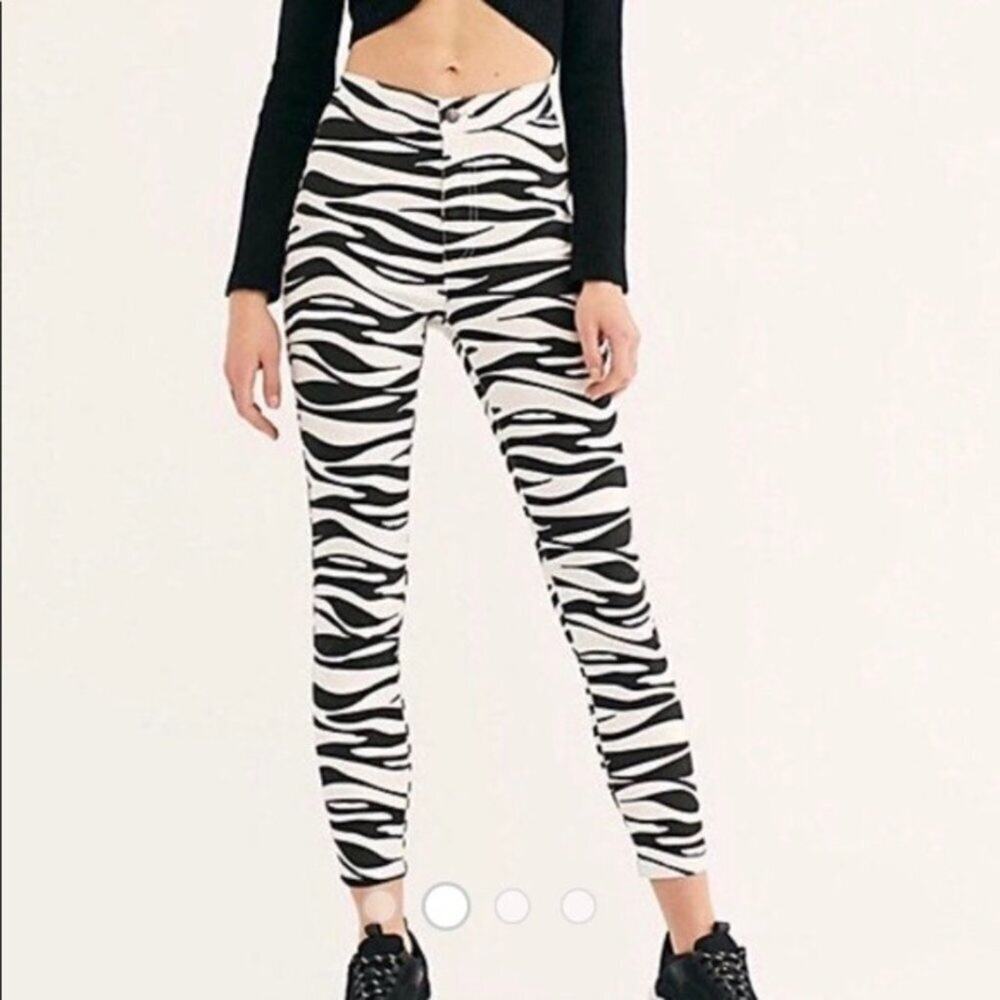 Free People Belle Printed Skinny Pants sz 26 GUC